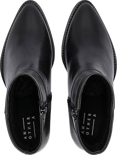 Another A Stiefelette