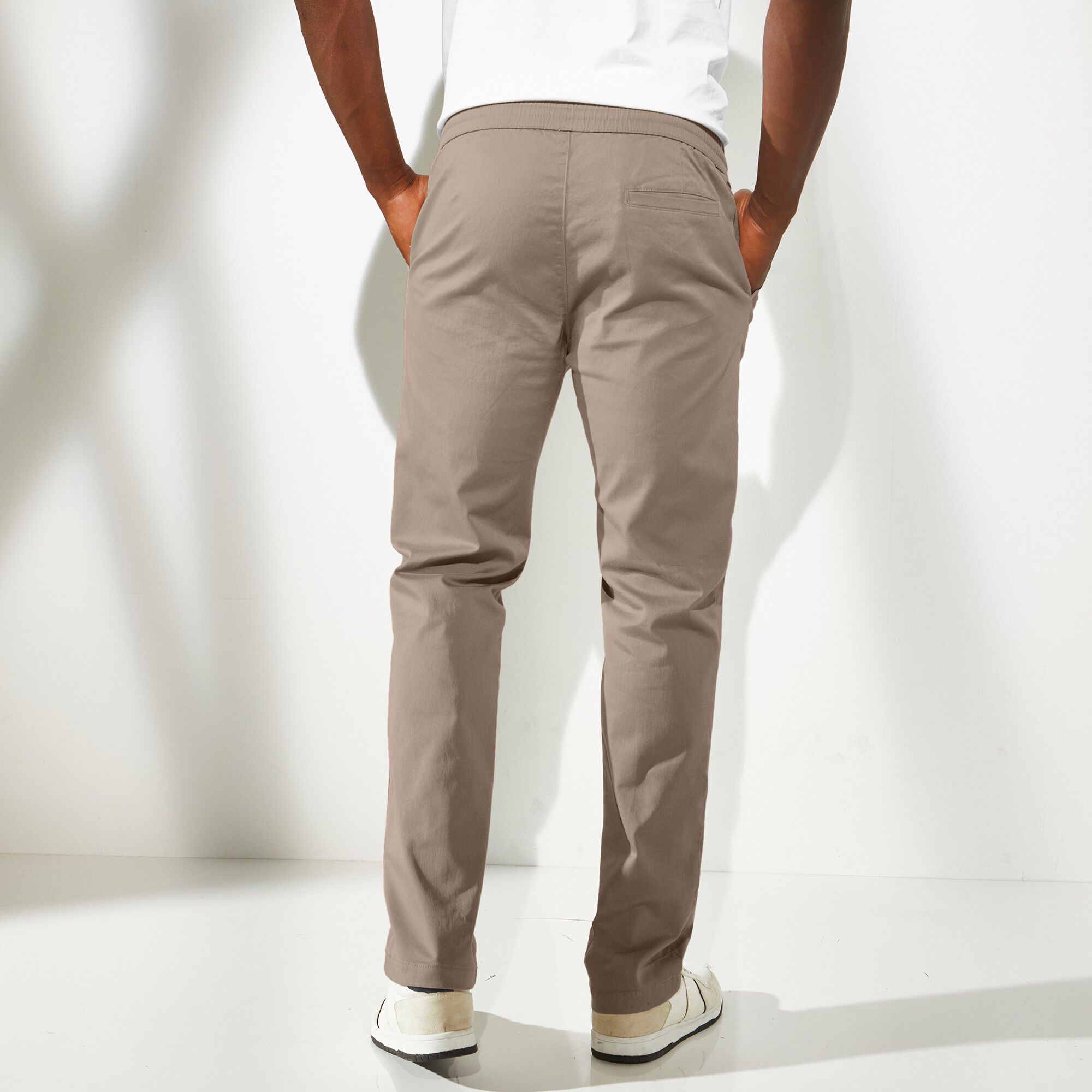 Pantalon en twill stretch taille élastiquée