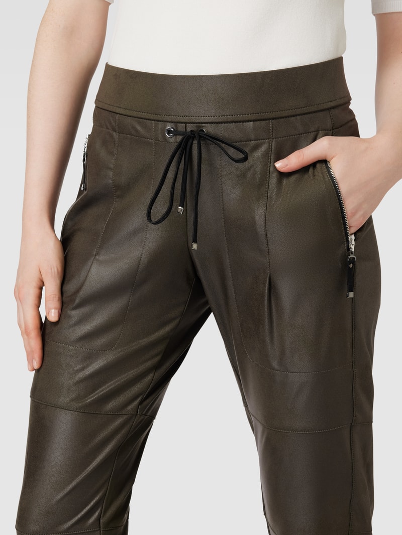 Jogpants in Leder-Optik Modell 'CANDY' in olivgrün