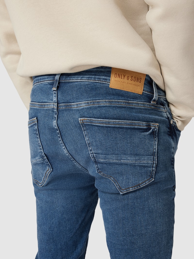 Slim Fit Jeans im 5-Pocket-Design Modell 'WARP' in hellblau