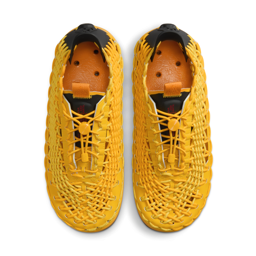 Nike ACG Watercat+ University Gold CZ0931-700 / gelb