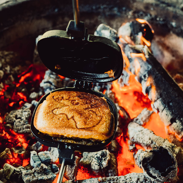SANDWICH IRON, MOOSE MOTIF