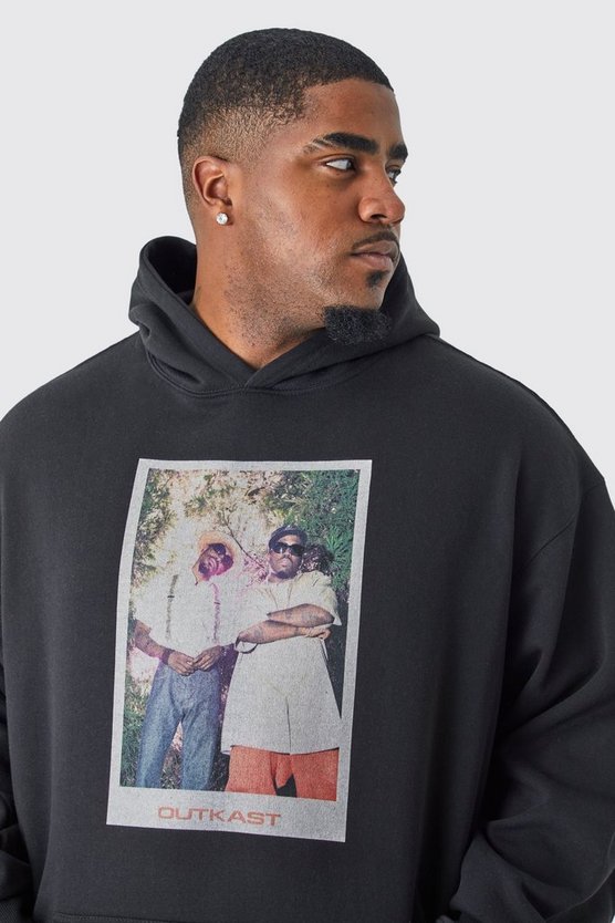 Plus Hoodie mit lizenziertem Outkast Print