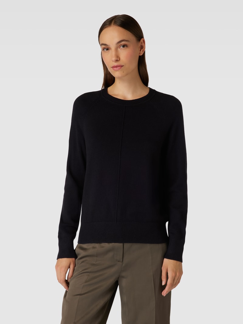 Strickpullover mit gerippten Abschlüssen in schwarz
