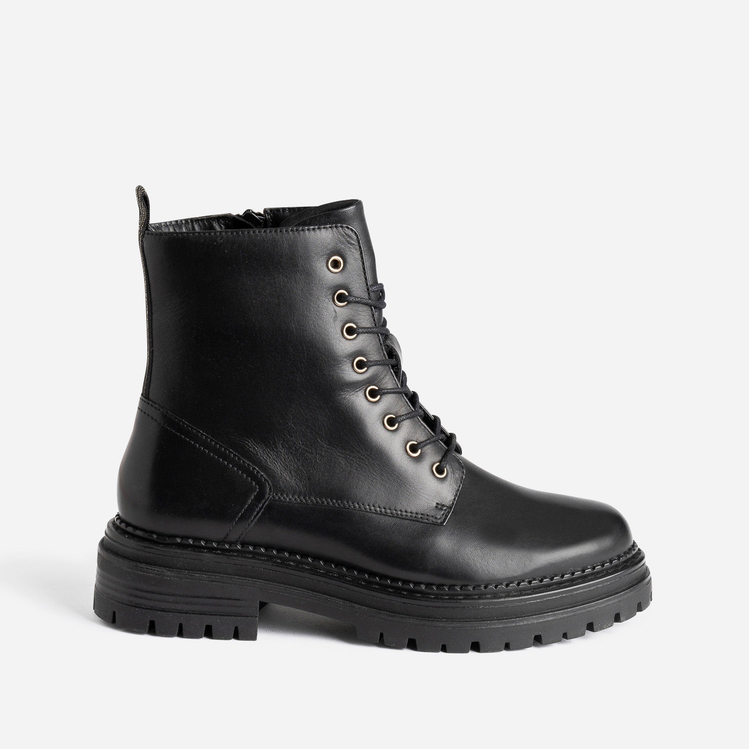 Bottine noire en cuir à galon rayé