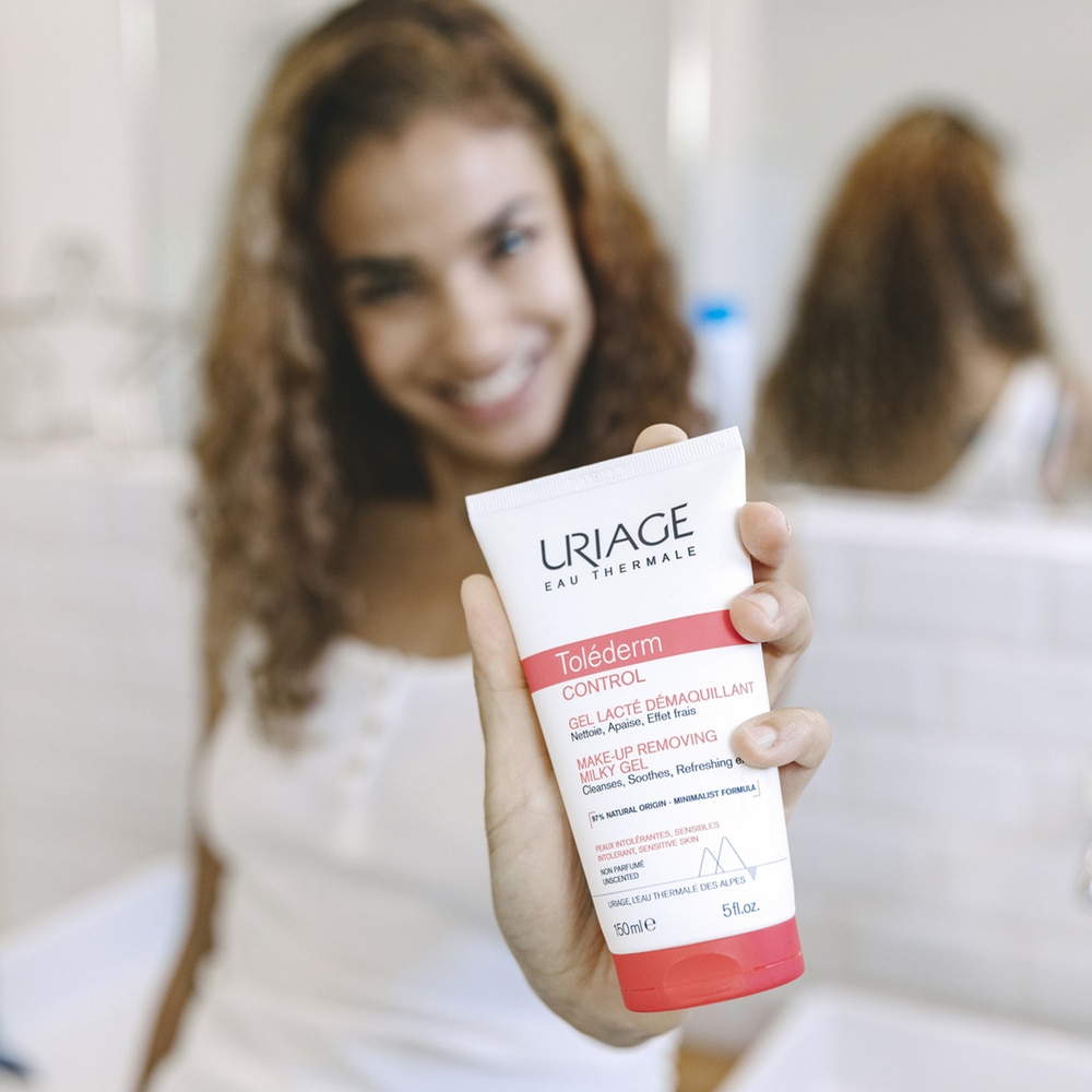 Uriage Toléderm CONTROL Gel Lacté Démaquillant150ml Nettoyant visage sans rinçage peaux sensibles
