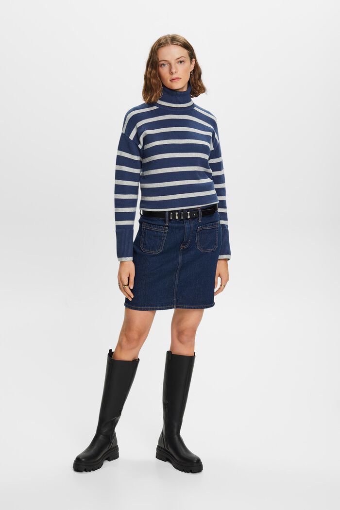 Gestreifter Rollkragenpullover