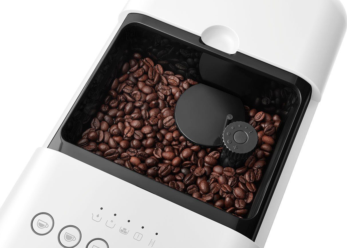 Smeg Kaffeevollautomat BCC13WHMEU, inkl. Milchbehälter
