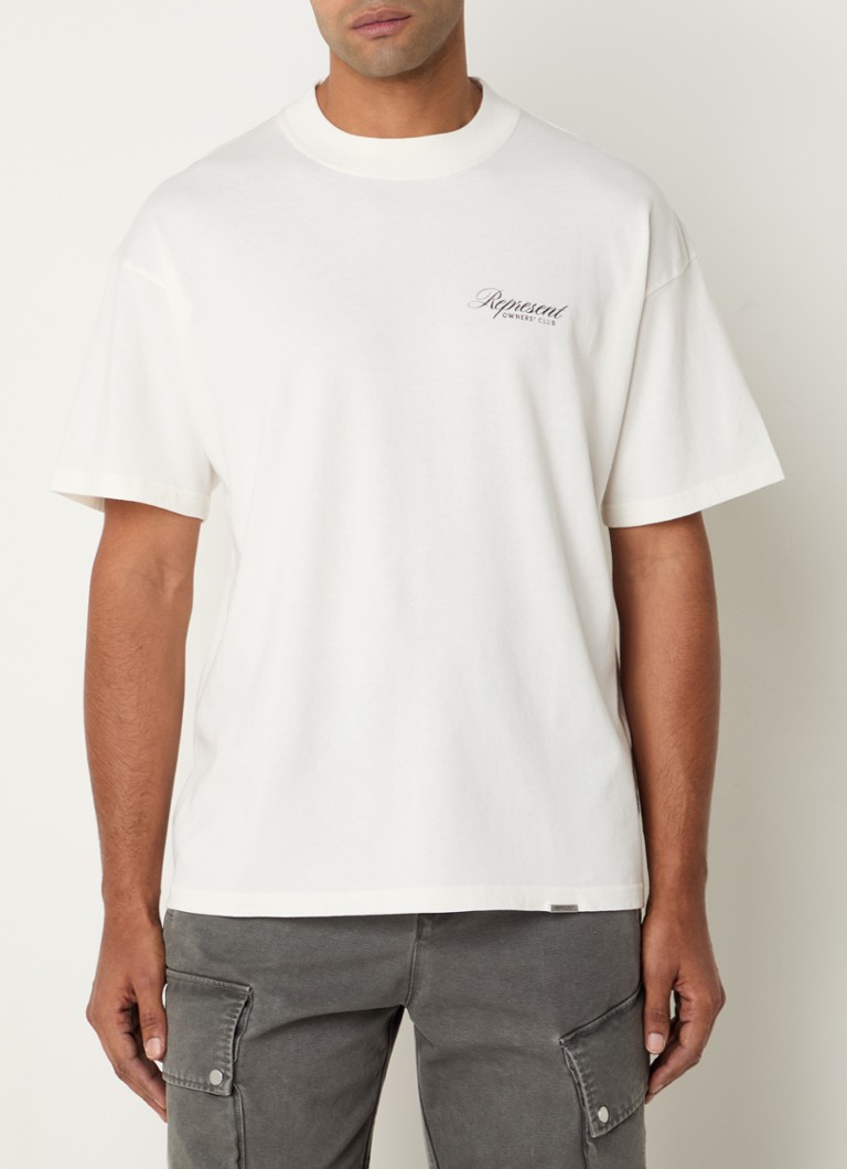 Tricou Owners Club cu logo și imprimeu pe spate.