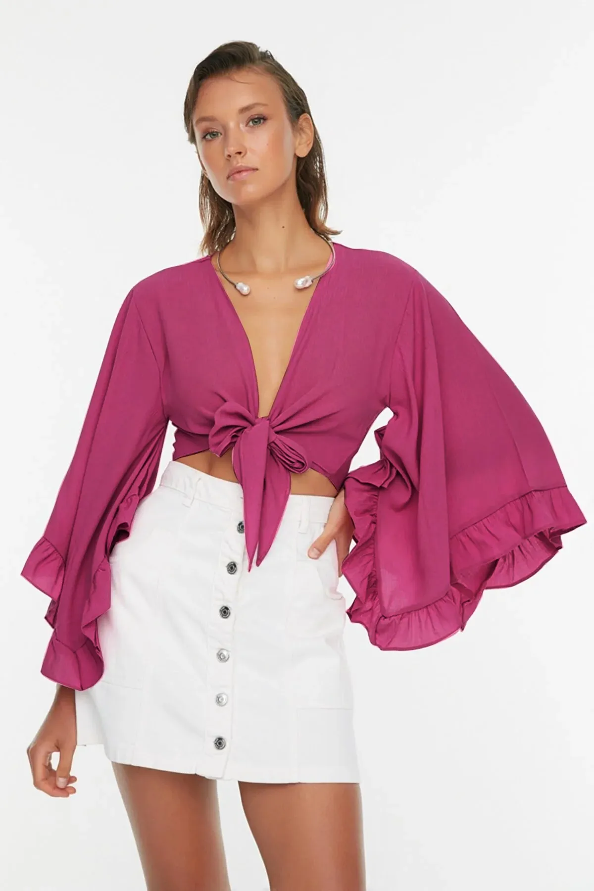 Trendyol Collection  Fuchsia Crop Woven Volant Bluse TBESS19BB0095