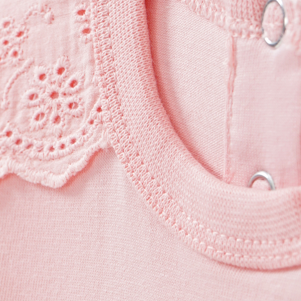 Baby Langarmbody mit Spitzenbesatz