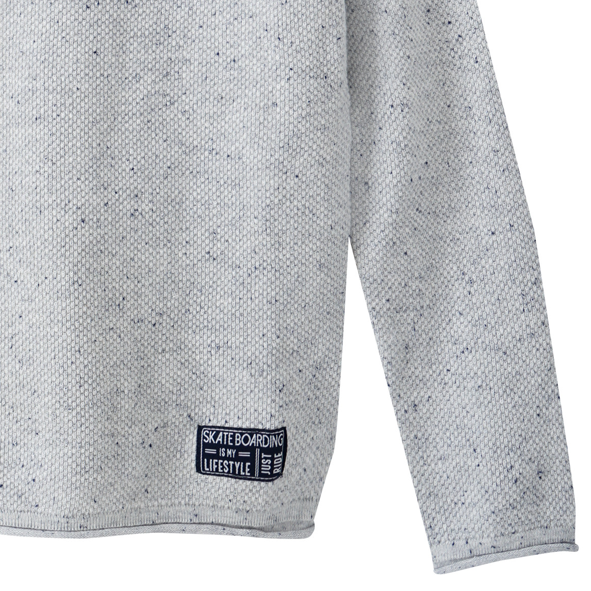 Jungen Strickpullover mit Raglanärmeln