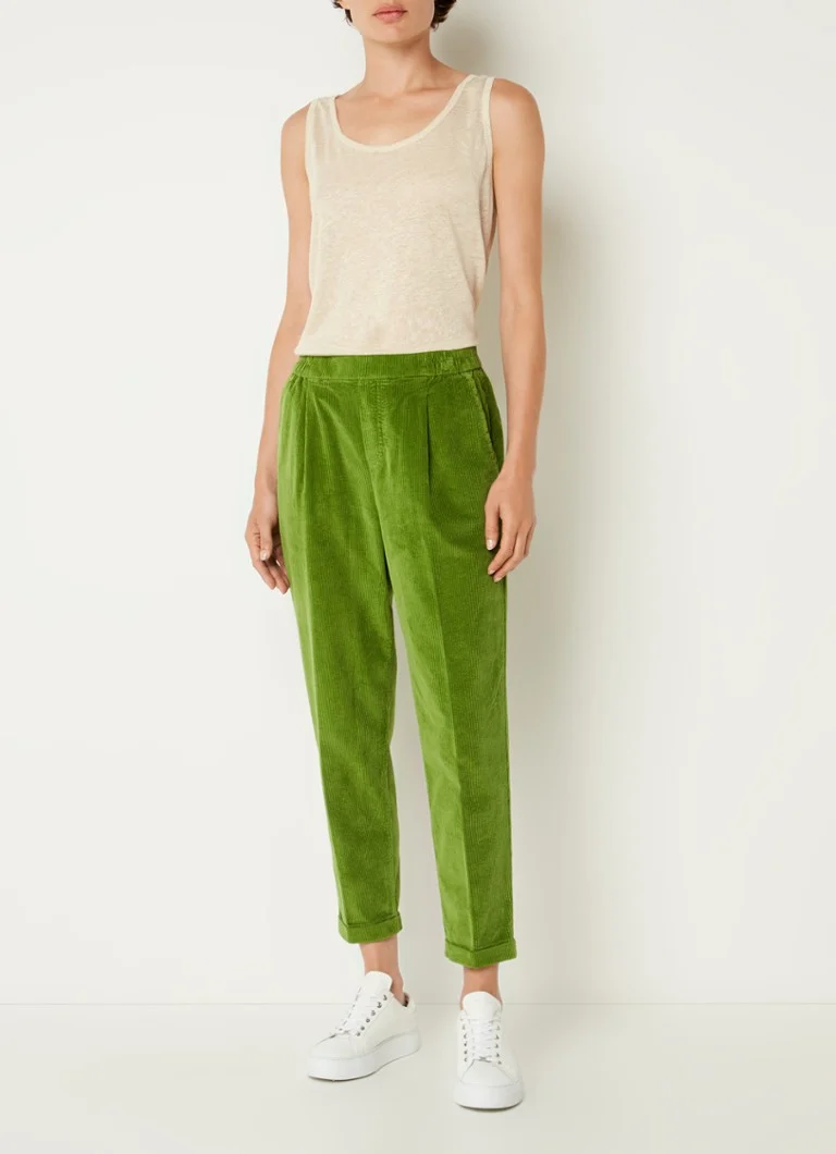 Pantaloni in velluto a coste a vita alta, affusolati e corti di Benetton