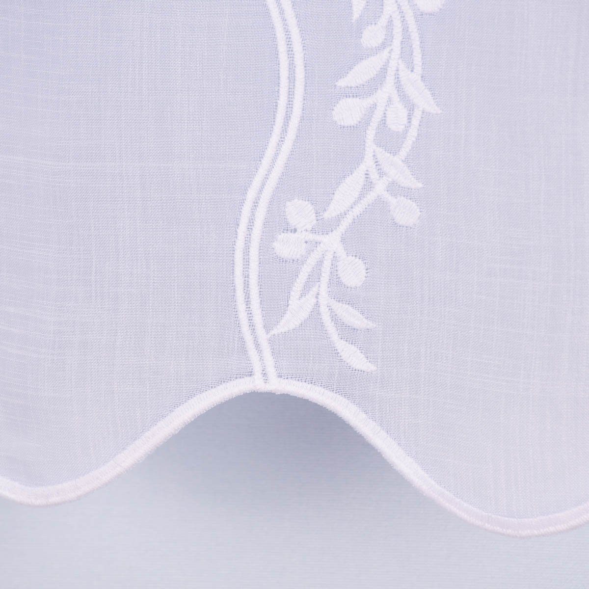 Meterware Scheibengardine Meterware Leinenstruktur Voile Stickerei Blumenranke n, SCHÖNER LEBEN., leicht perforiert, Polyester