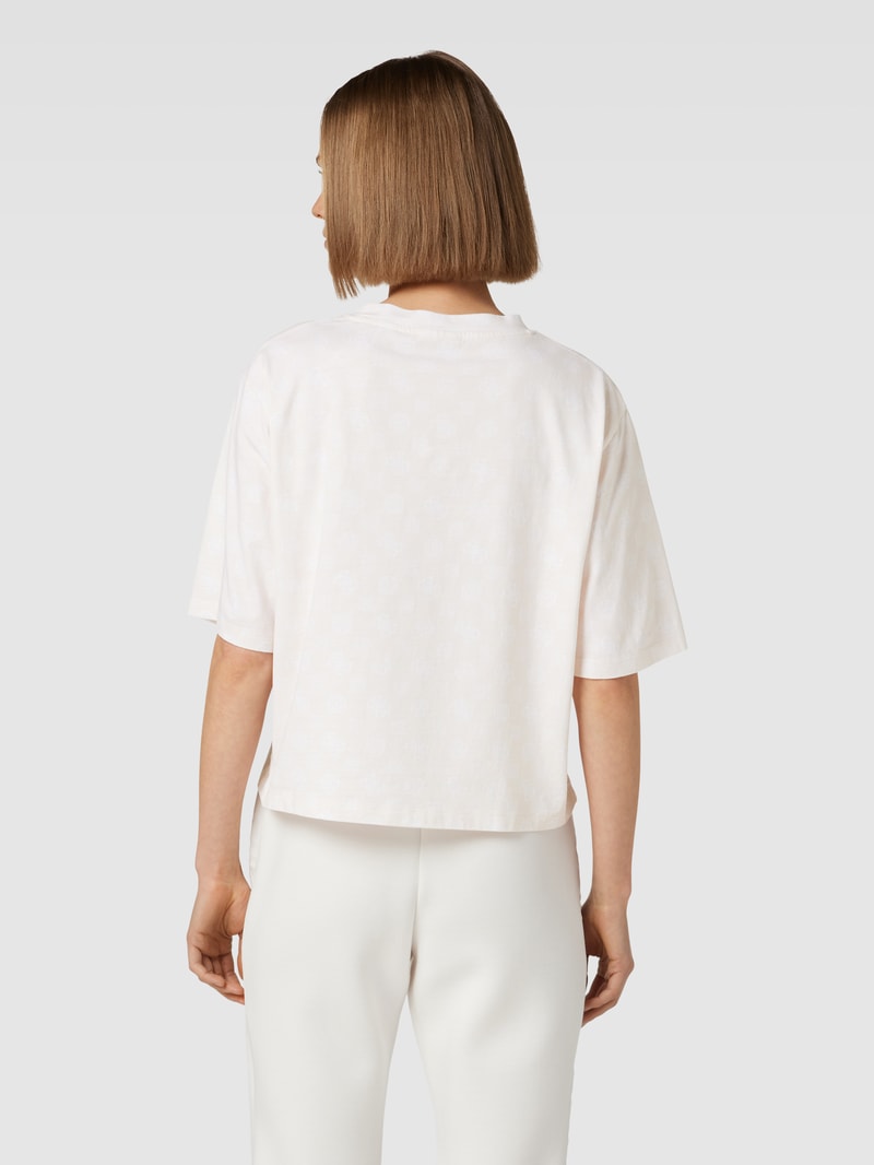 Crop T-Shirt mit Allover-Label-Print Modell 'ALETHA' in sand