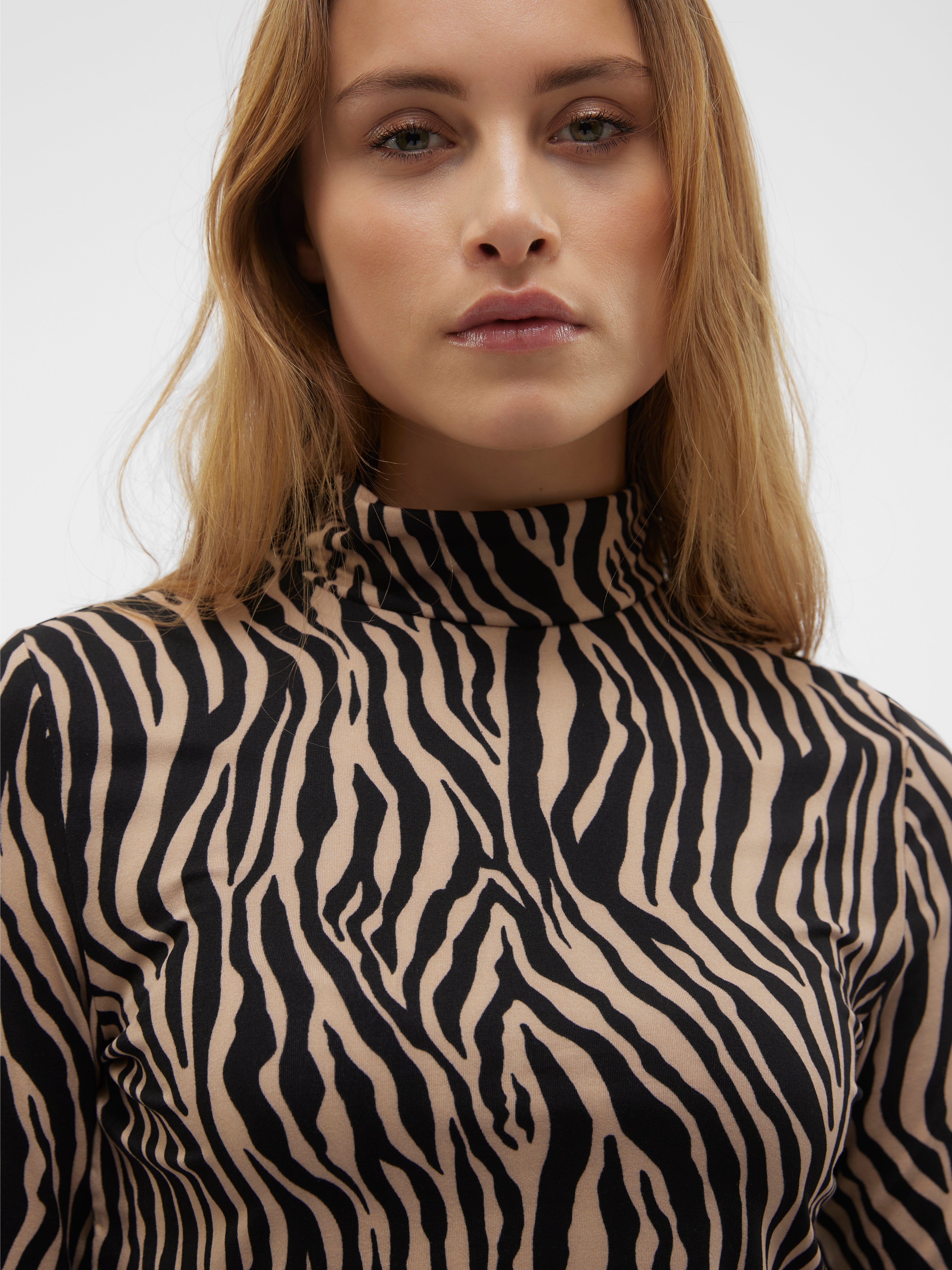 VMINA Top