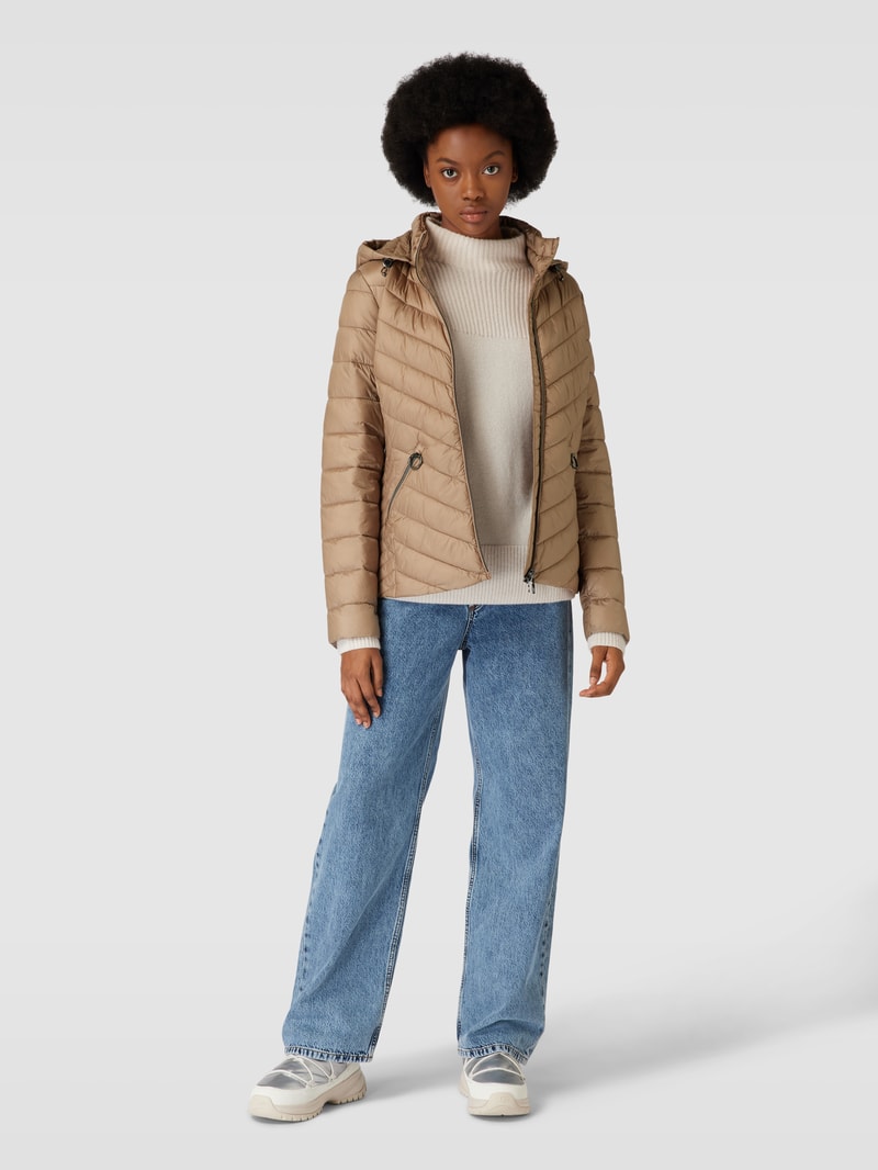 Steppjacke mit Stehkragen in sand