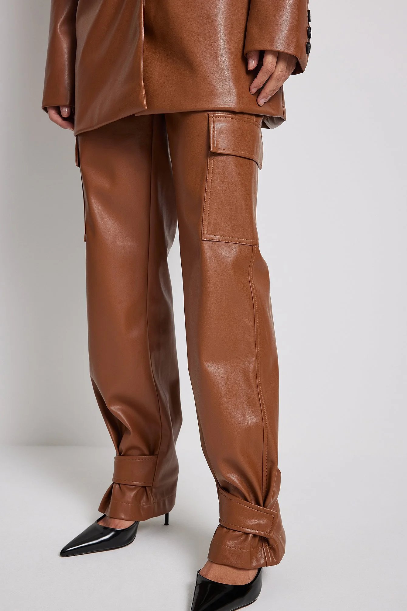 Detaillierte Cargo-Hose