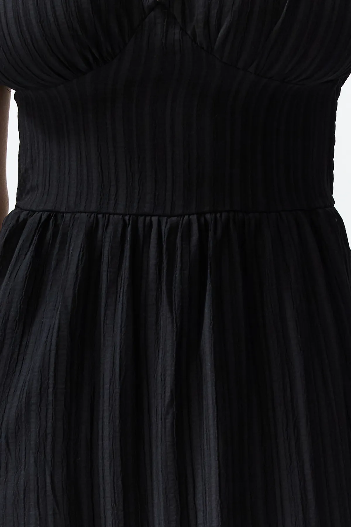 Trendyol Collection  Kleid - Schwarz - Smock-Kleid