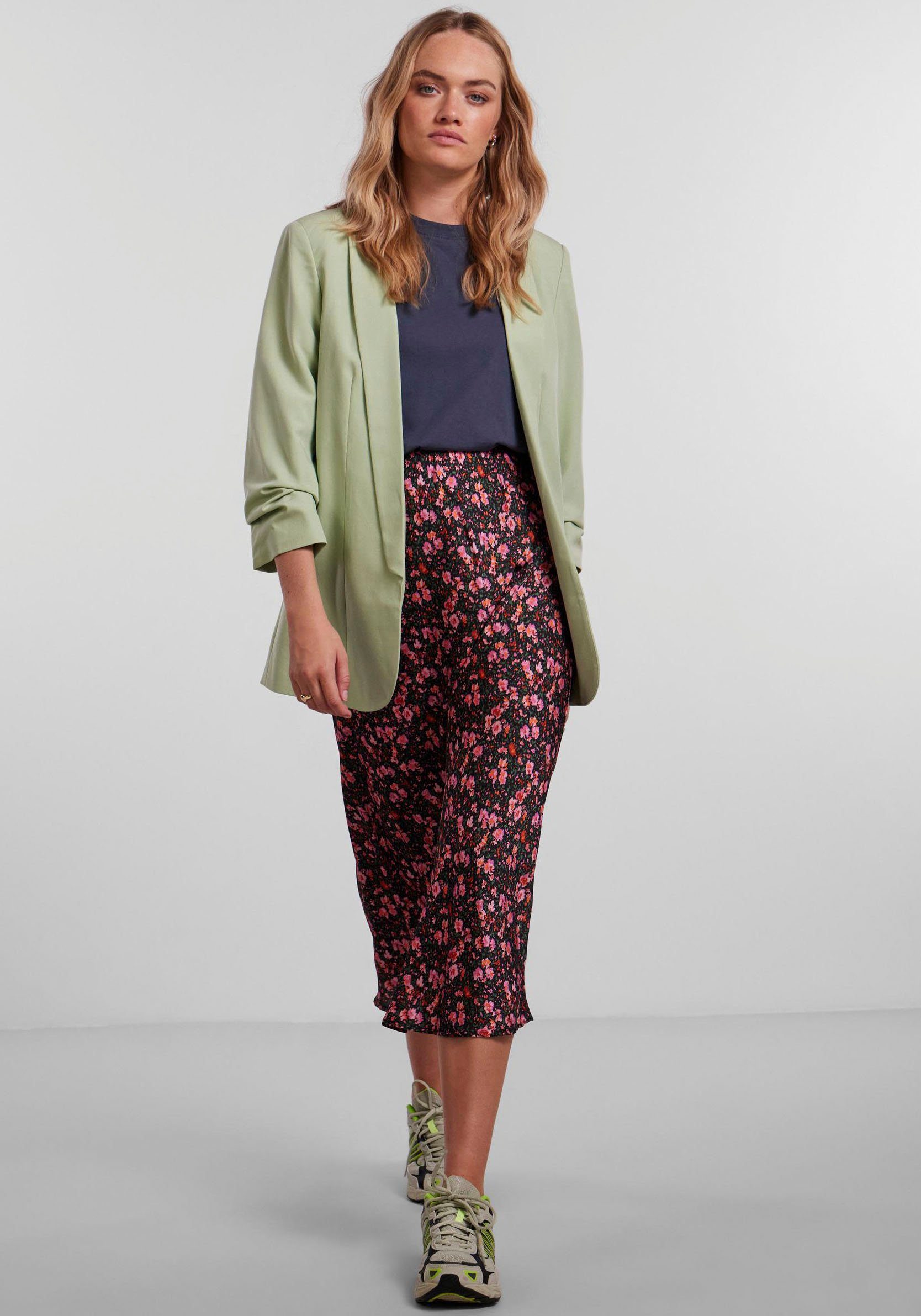 pieces Blusenblazer PCBOSELLA 3/4 BLAZER NOOS mit Faltendetail am Ärmel