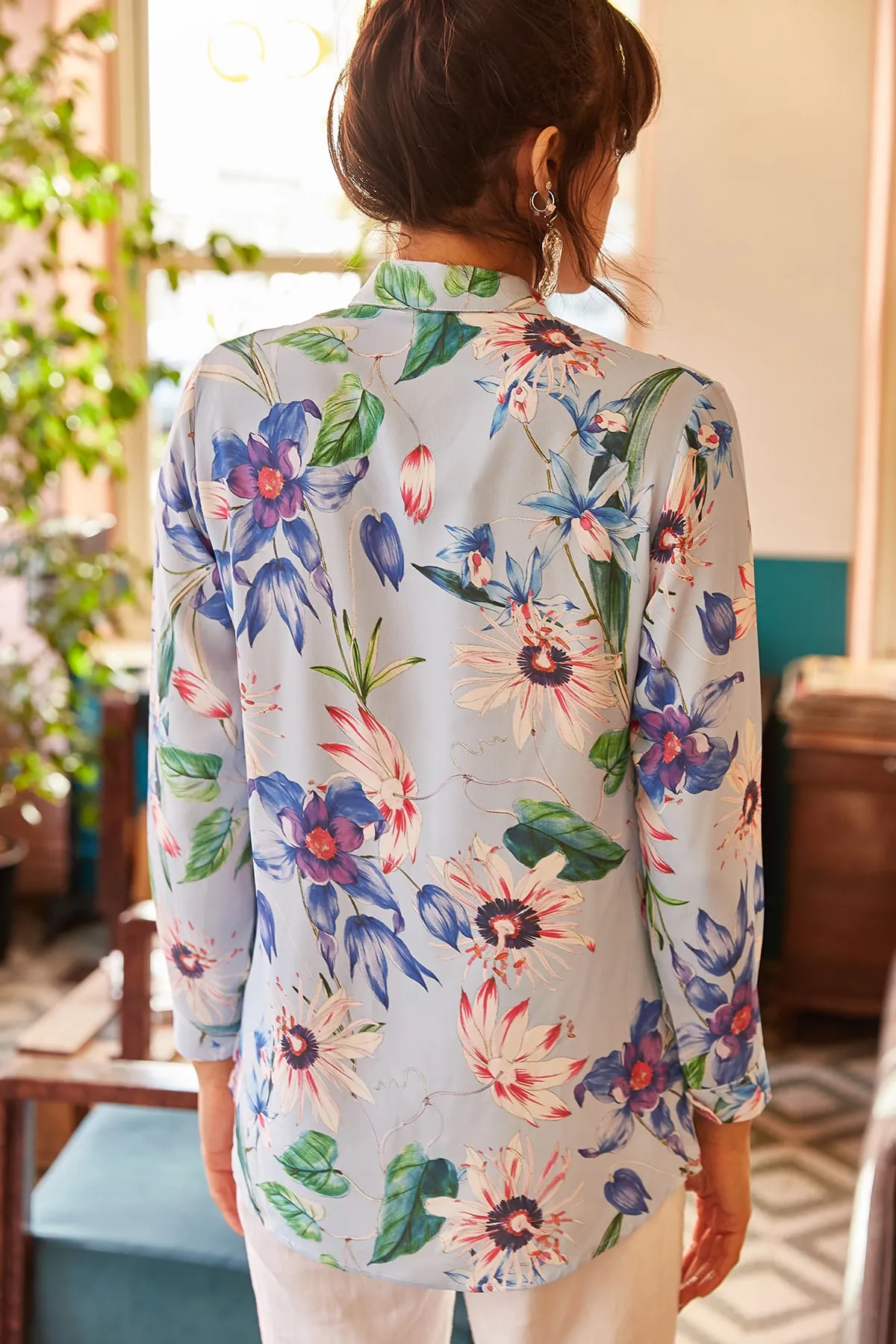 Olalook  Blaues und rosa Blumenhemd für Damen GML-19000444