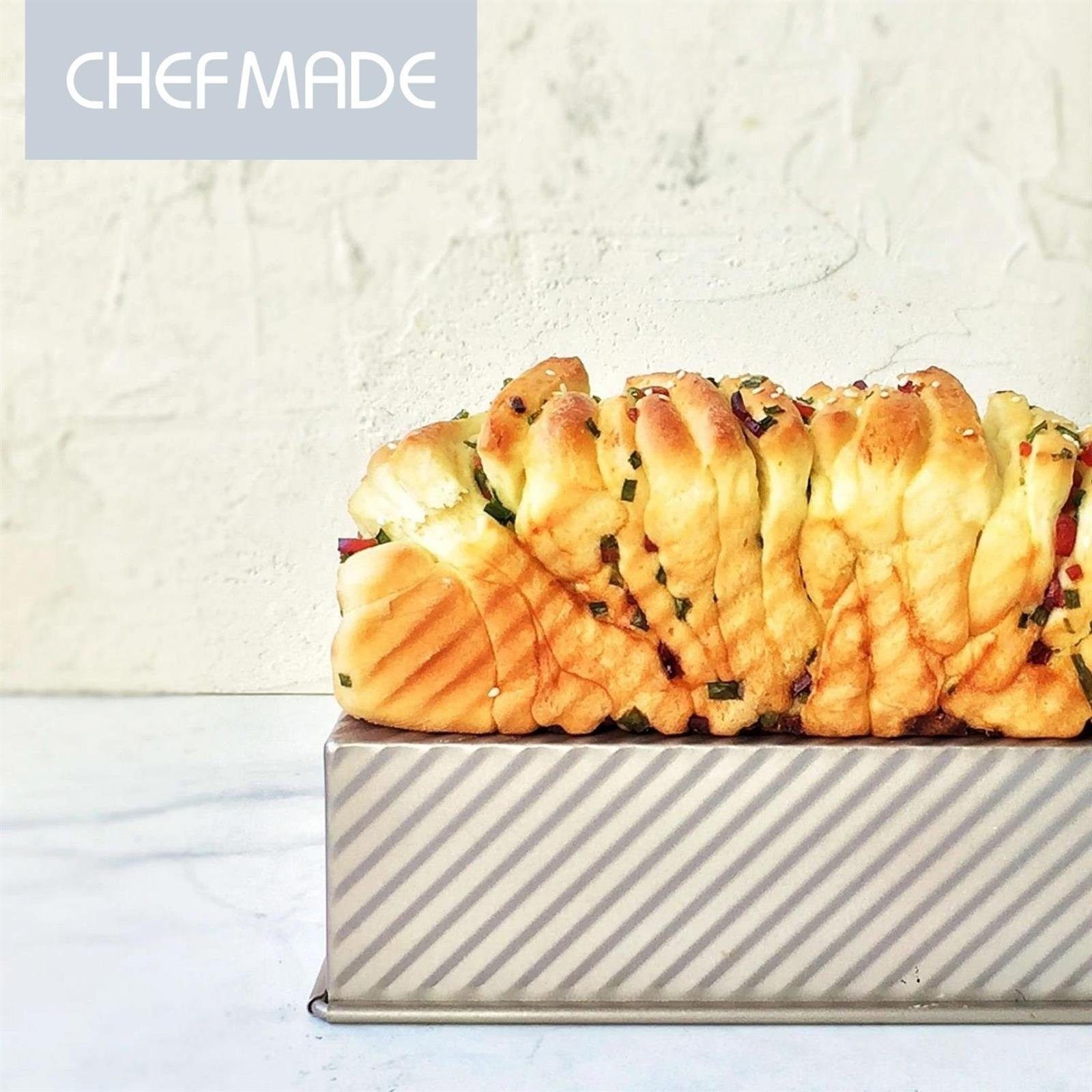 Chefmade Brotbackform Backform, (CHEFMADE, 22cm Toastbrot Backform mit Deckel, 223x87x77mm, Champagnergold, antihaft- & silikonbeschichtet, Buttertoastform, Kastenbrot-Form, Toastbackform, Brotbackform, loaf pan, Karbonstahl 2-tlg), Brotbackform mit