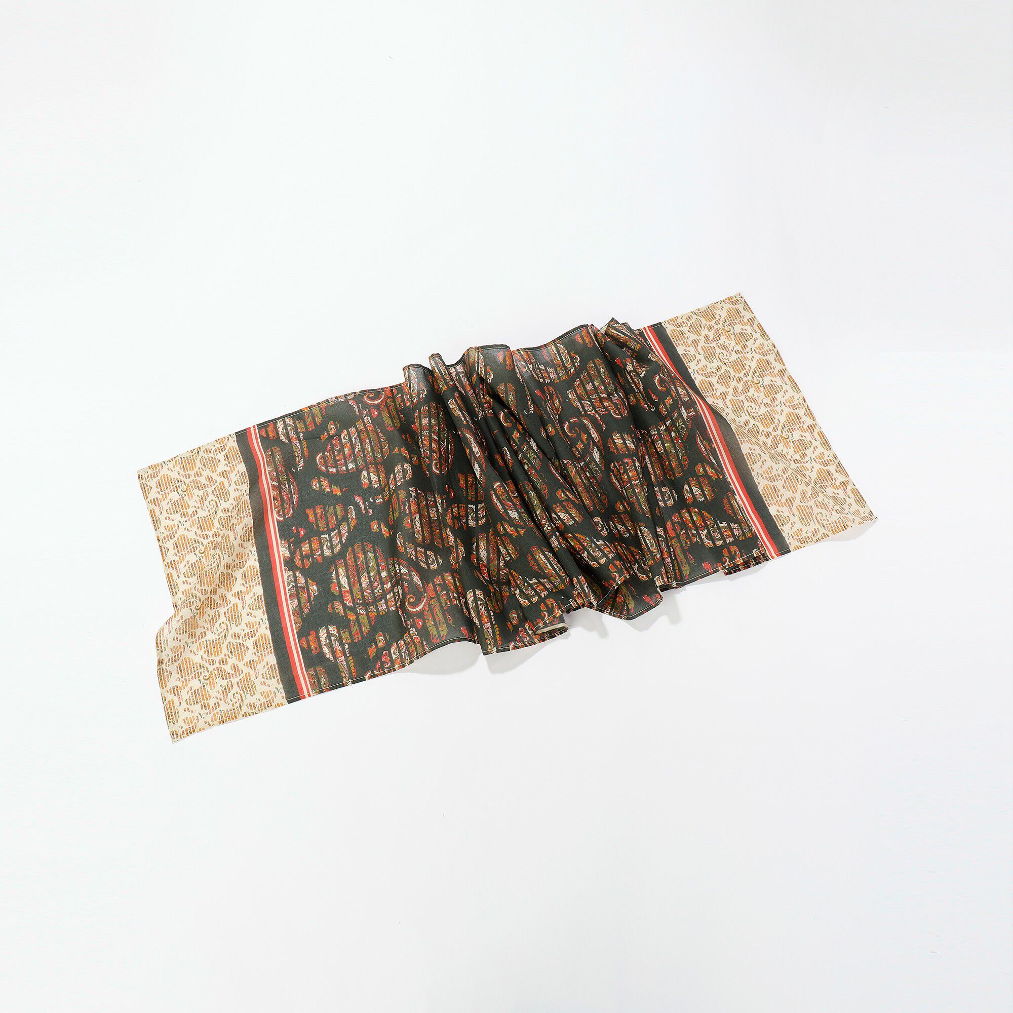Foulard fabriqué en France imprimé graphique, 198 x 38 cm