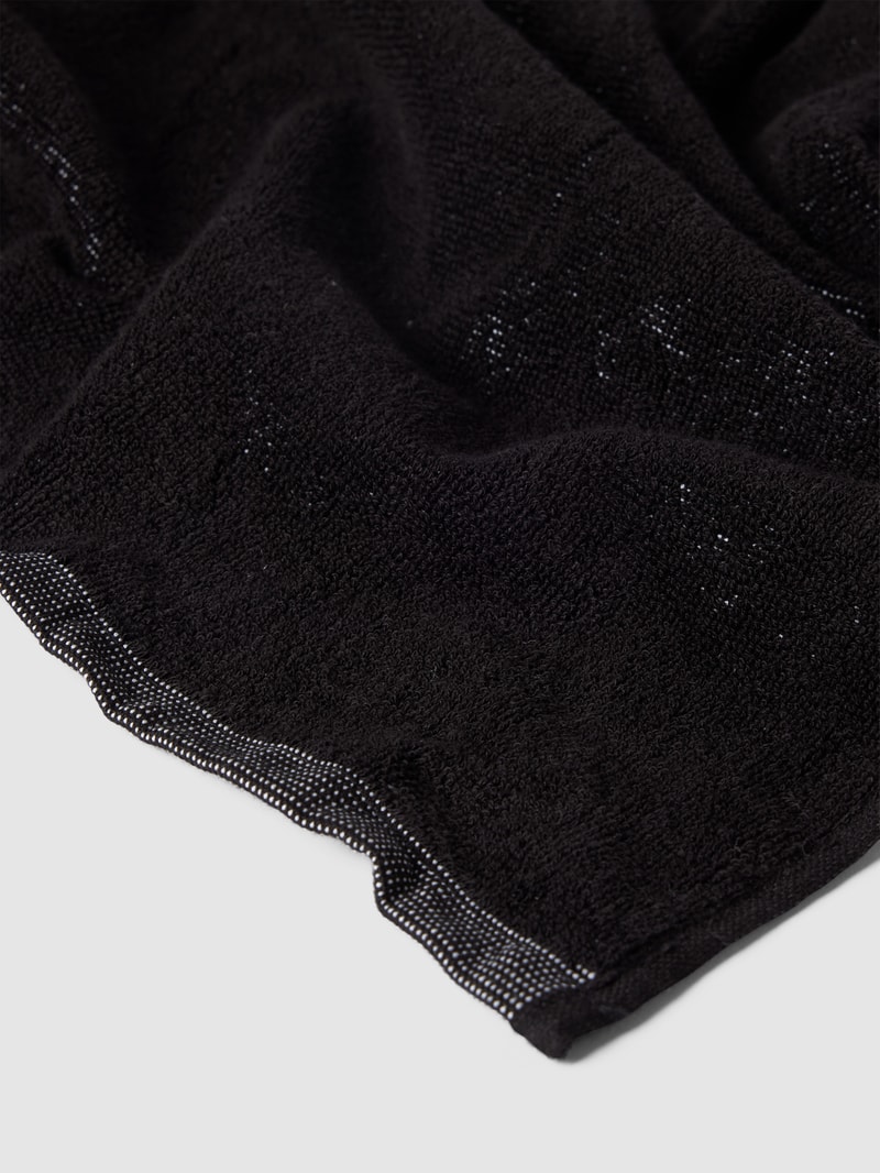 Handtuch mit Label-Print Modell 'WETTY' in schwarz
