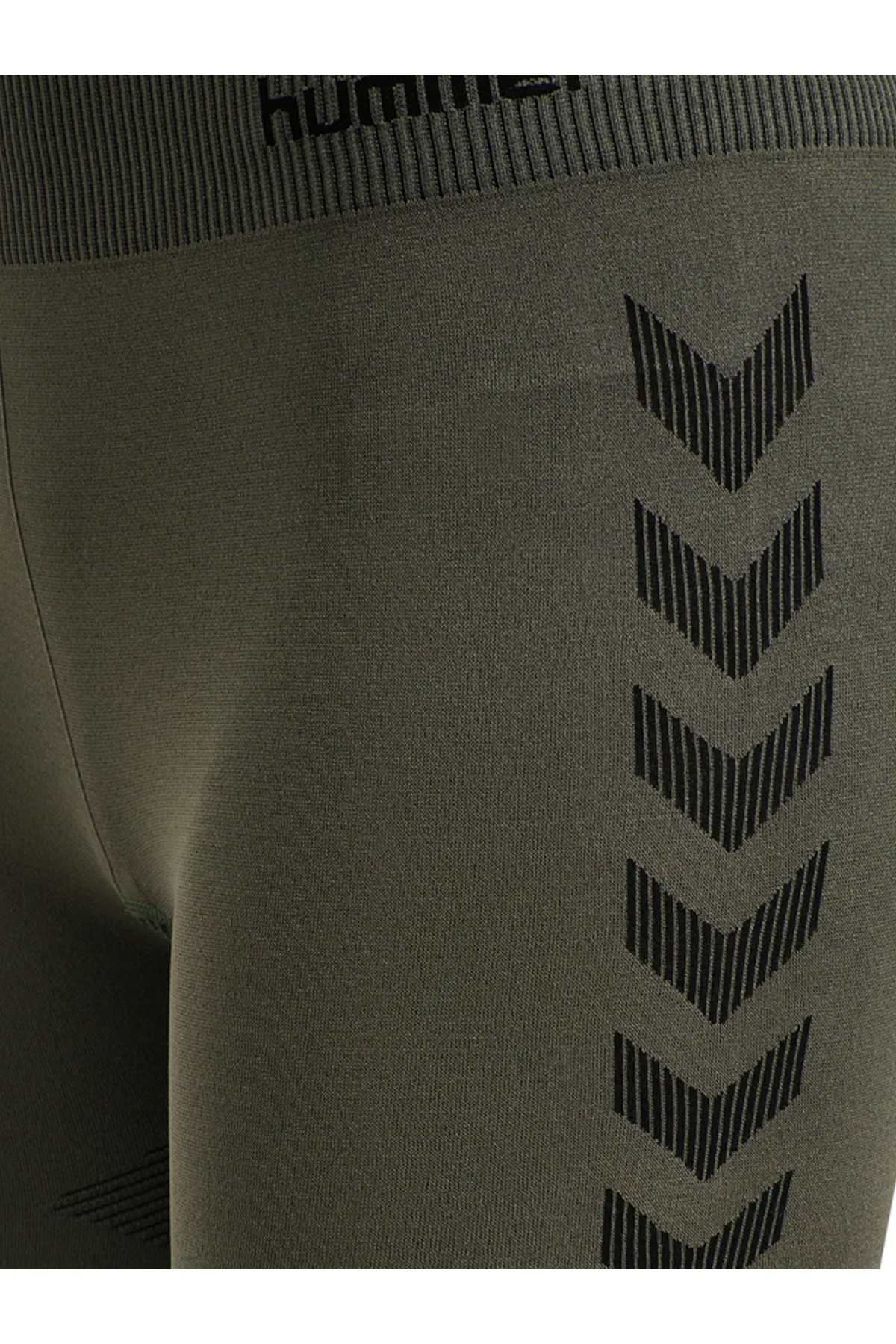 hummel  hmlFIRST SEAMLESS TRAINING SHORT TIGHTS DAMEN