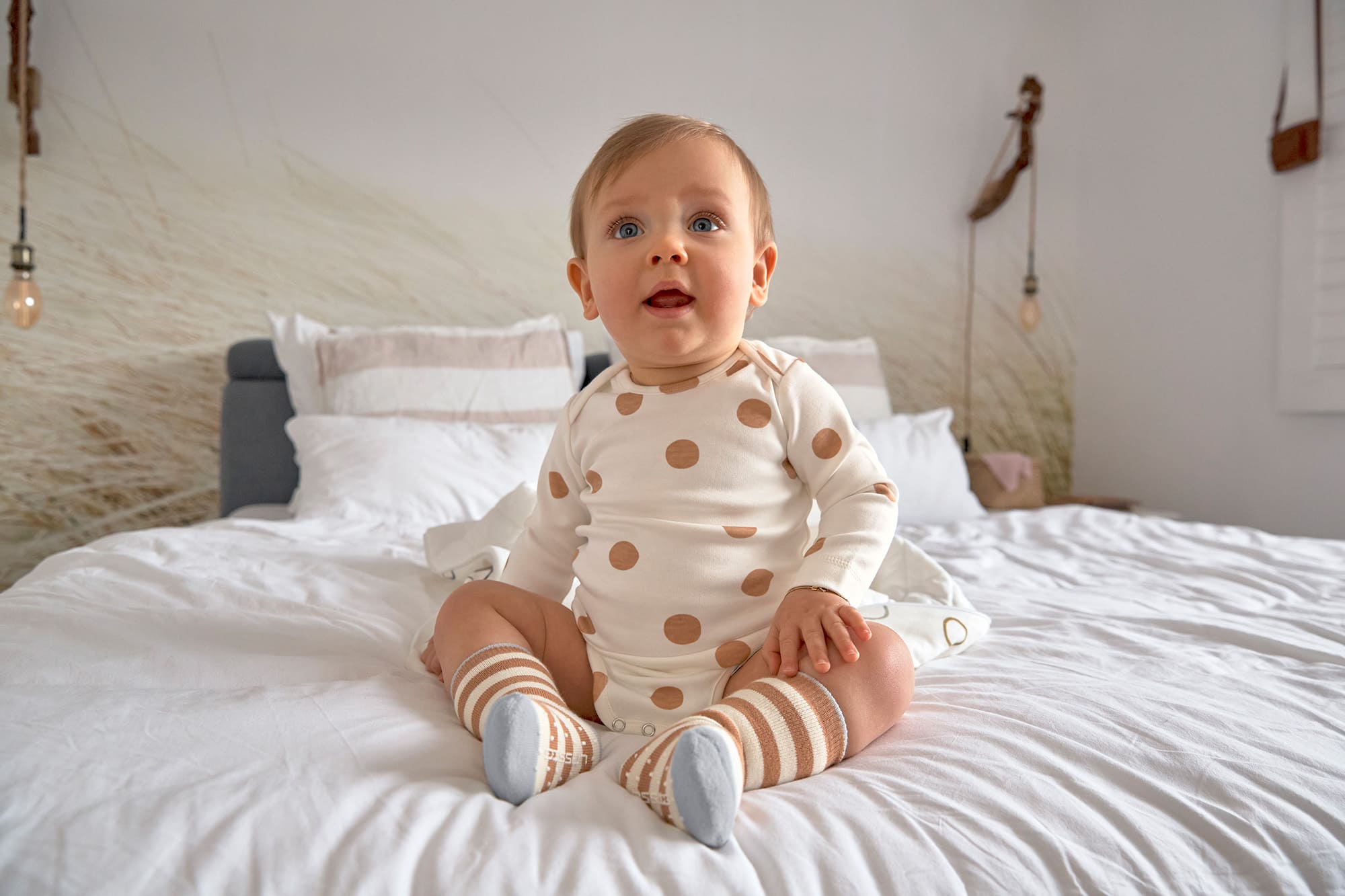 Baby Body kurzarm - Bio Baumwolle, Punkte, Weiß