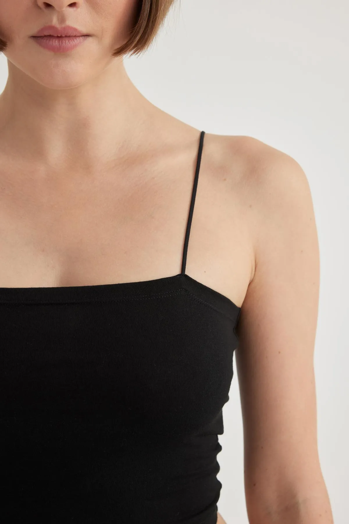DeFacto  Schwarzes Crop Athlete mit Seilriemen - Baumwolle Y2249az24sp