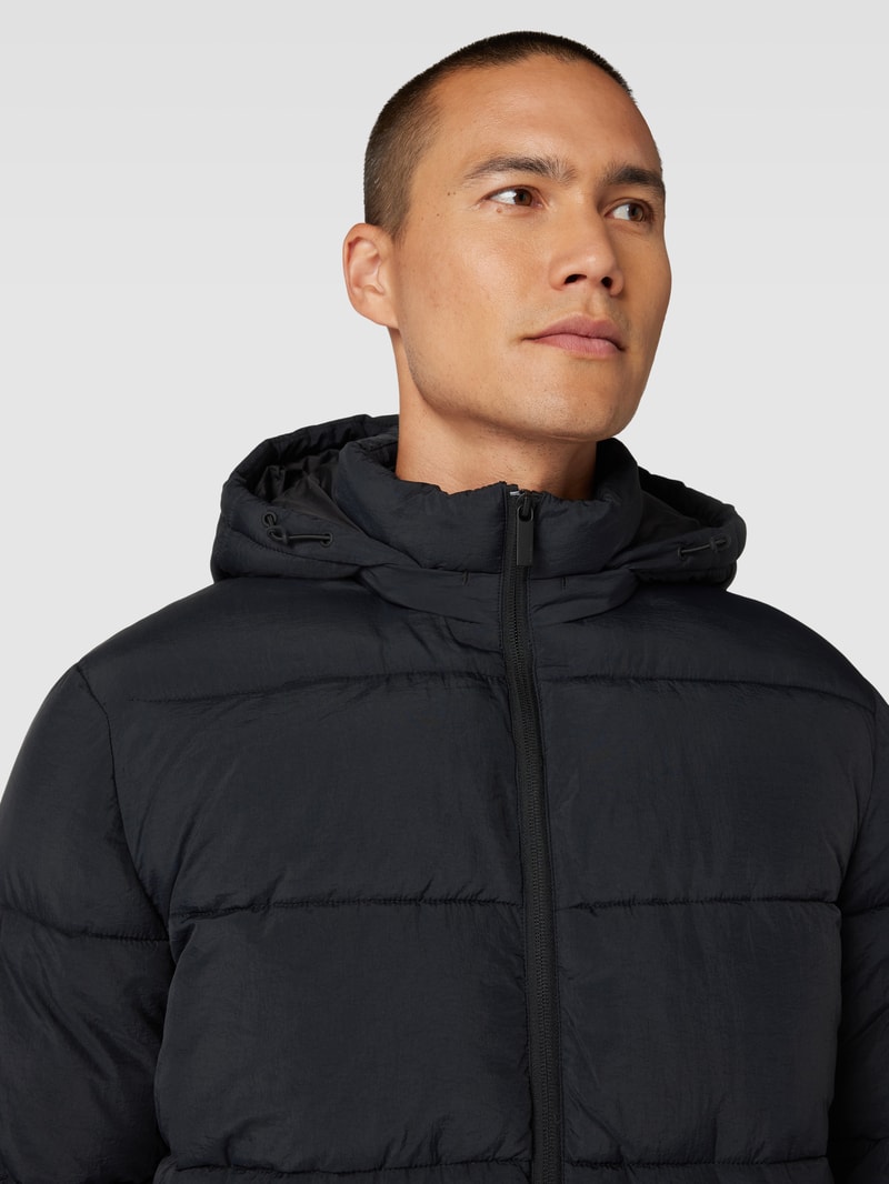 Steppmantel mit Kapuze Modell 'COOPER' in schwarz