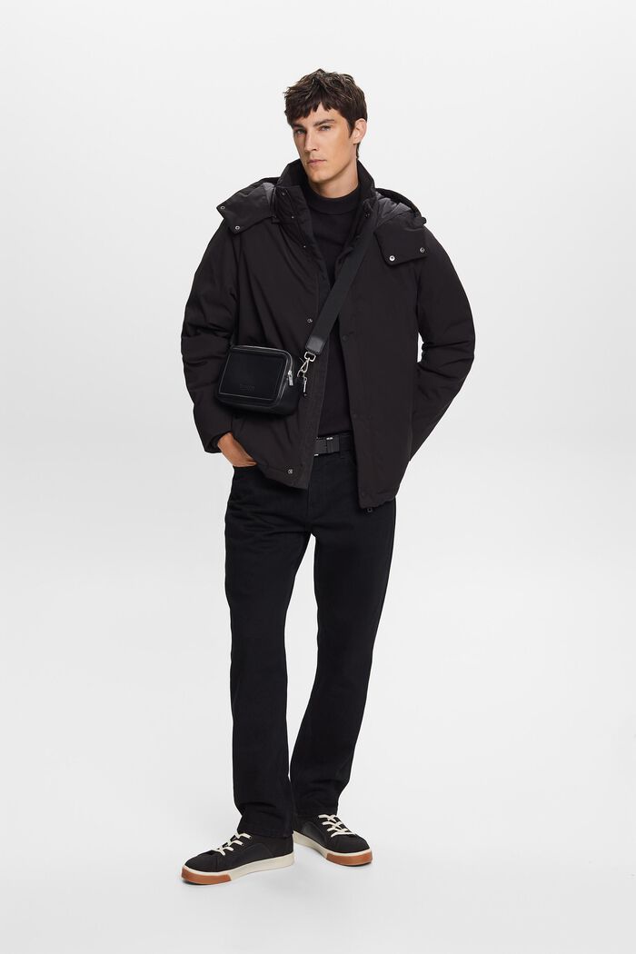 Daunenjacke mit Kapuze