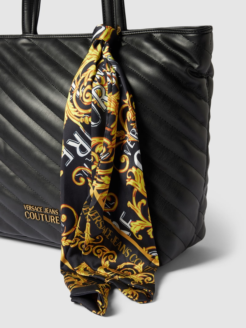 Handtasche mit Strukturmuster Modell 'STEPP' in schwarz