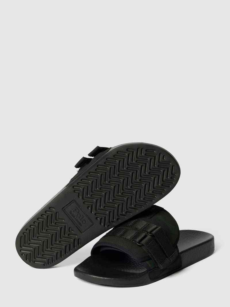 Slides mit Camouflage-Muster in schwarz