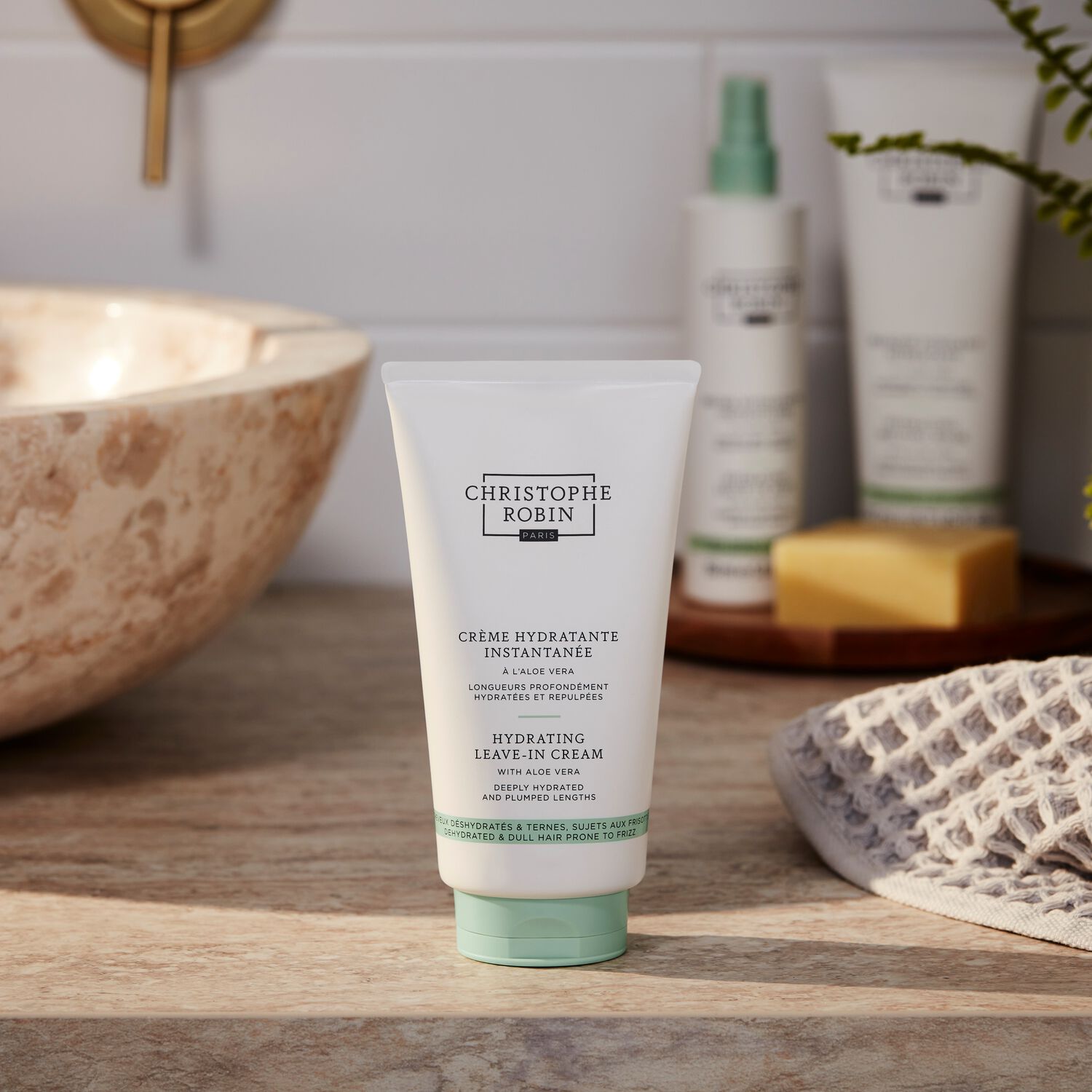 Christophe Robin Crème Hydratante Instantanée Une Crème Légère sans Rinçage à l'Aloé Vera 150 ml