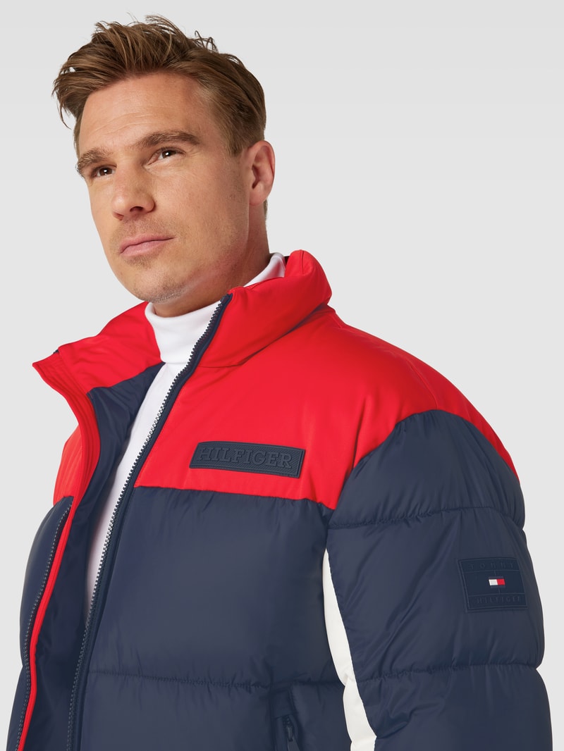 Steppjacke mit Reißverschlusstaschen Modell 'NEW YORK' in marineblau