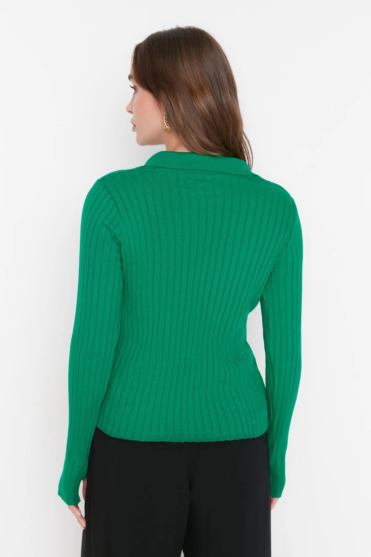 Trendyol Collection  Grüner Rollkragen-Strickpullover TWOAW21KZ1113