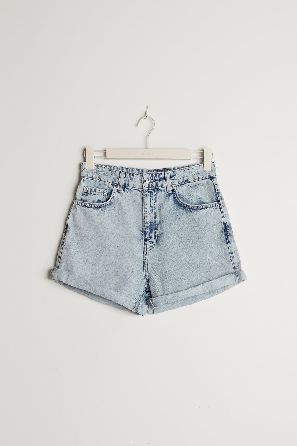 Dagny mom shorts