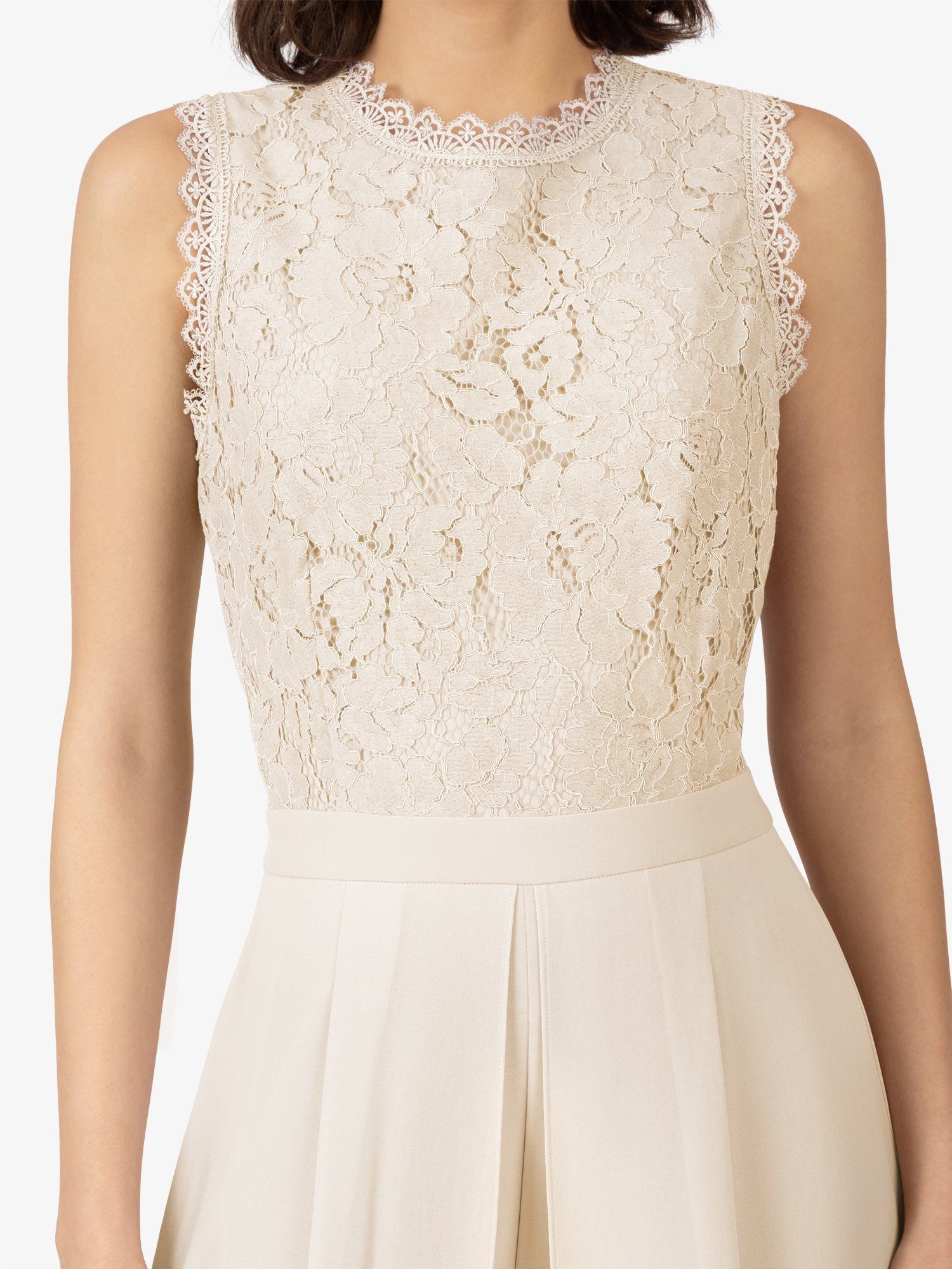 Apart Jumpsuit mit Chiffon
