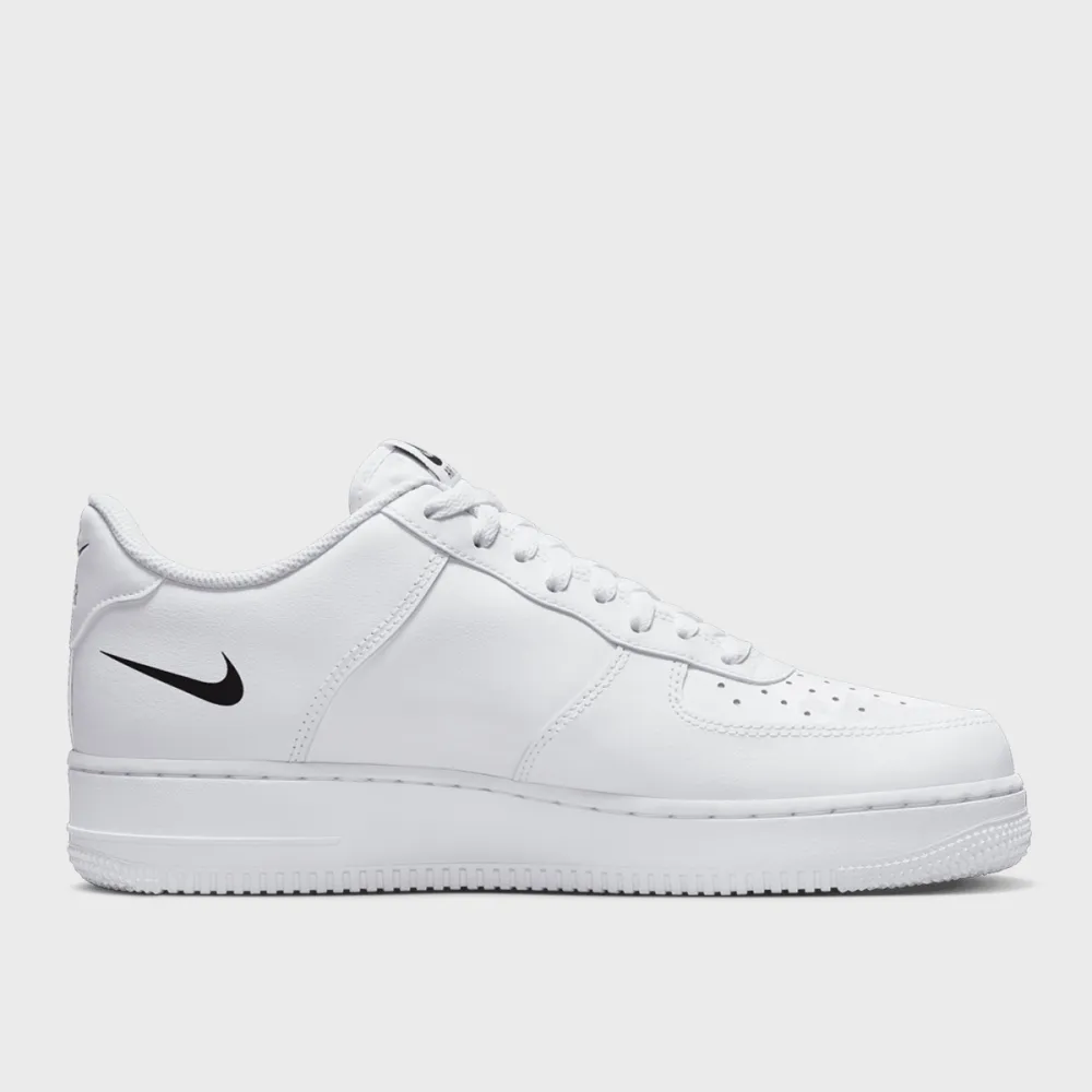 Nike Air Force 1 07 FJ4226-100 / weiss