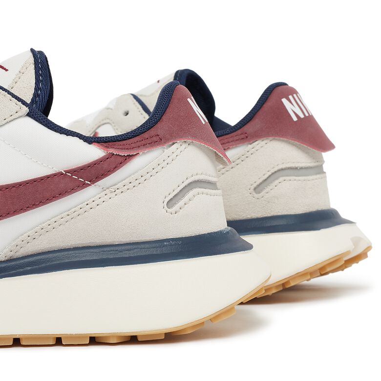 NIKE Wmns Phoenix Waffle light bone/team red-sail-midnight navy