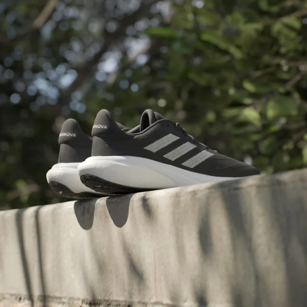 adidas Supernova 3 IE4345 / schwarz