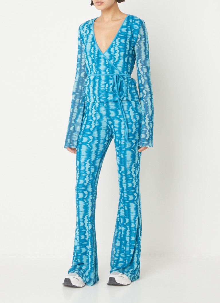 Pantaloni evazați cu talie înaltă de la Rebel, confecționați din material tie-dye și model colorat.