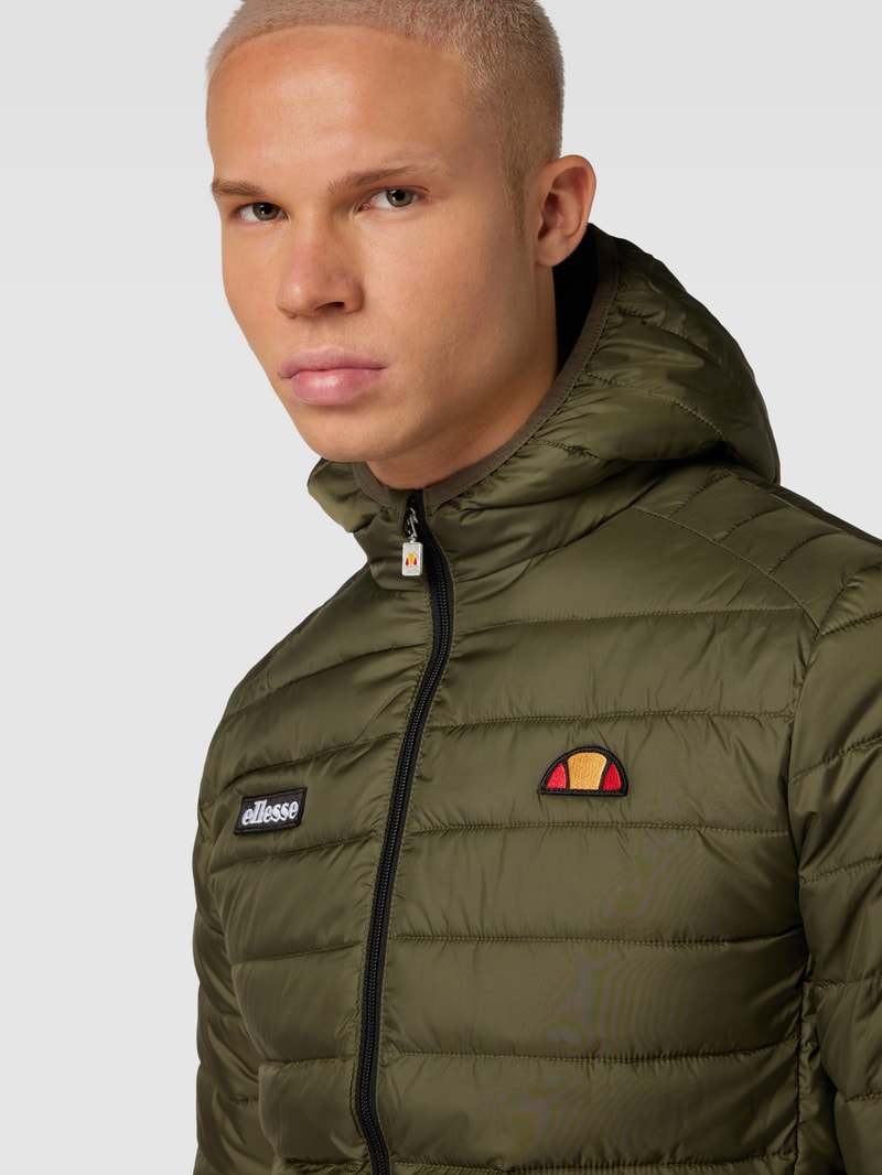 Steppjacke mit Kapuze Modell 'LOMBARDY' in olivgrün