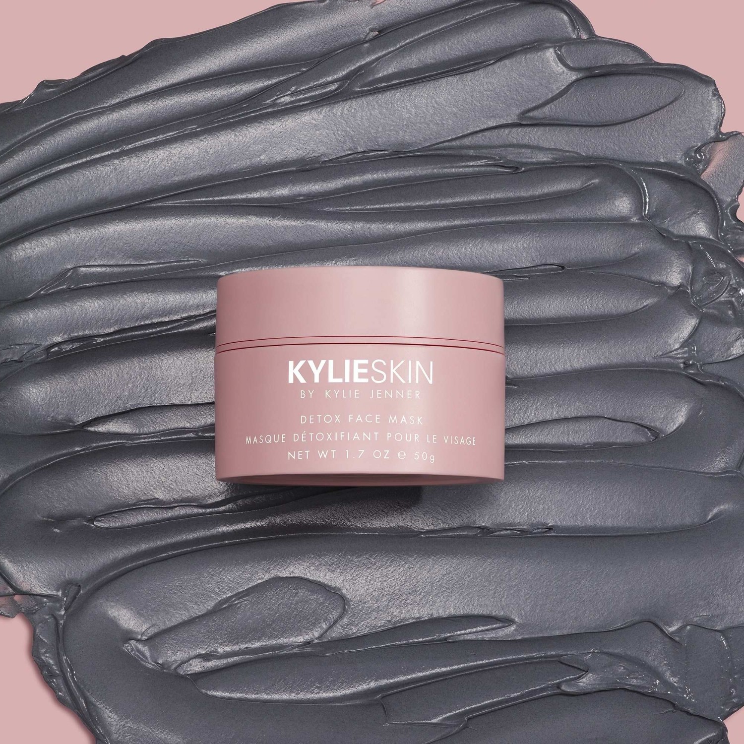 KYLIE COSMETICS Razstrupljanje obraza