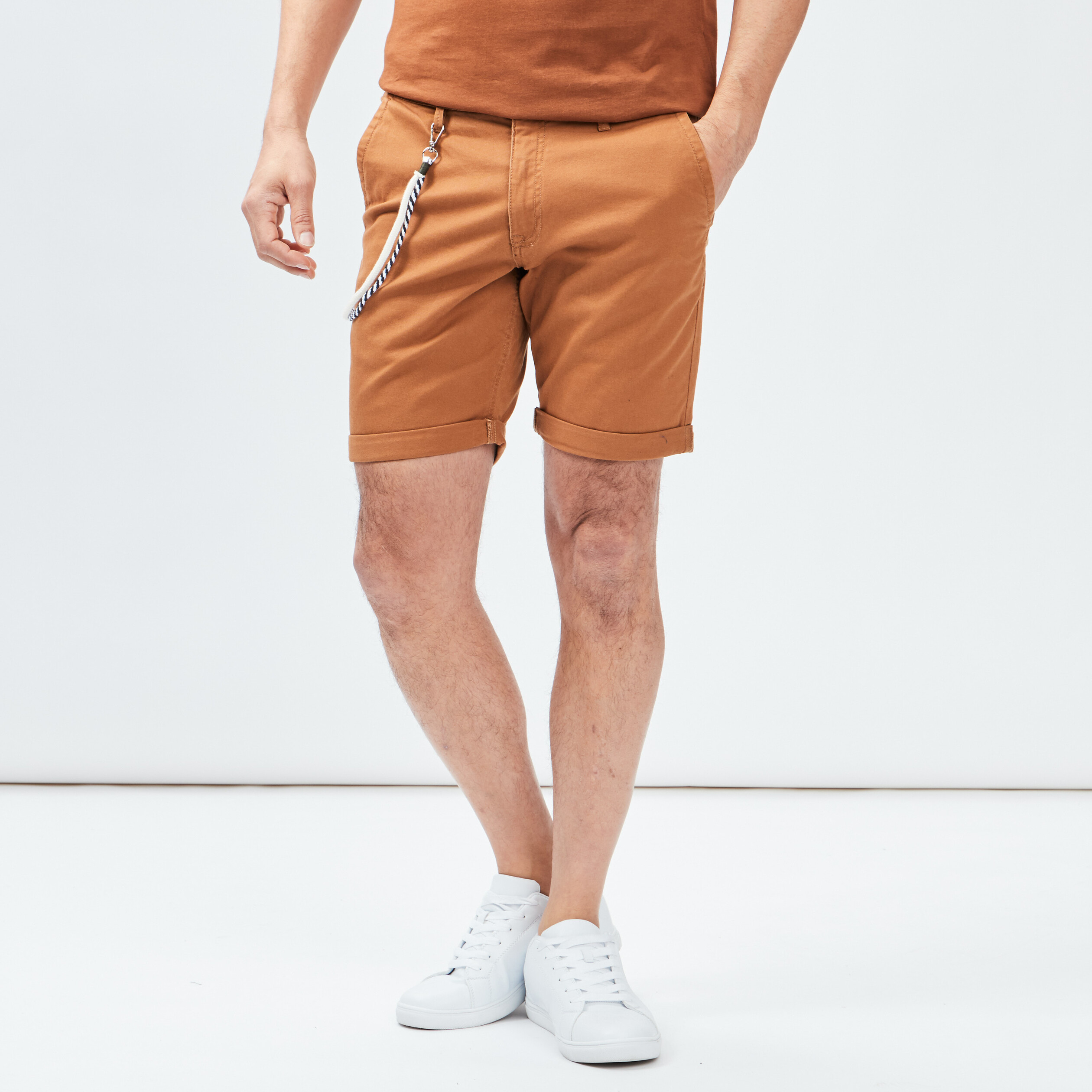 Bermuda regular détail chaîne Trappeur camel homme | La Halle