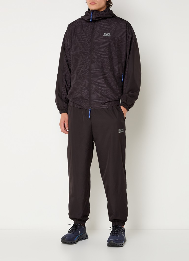 Trening Emporio Armani cu logo și buzunare laterale.