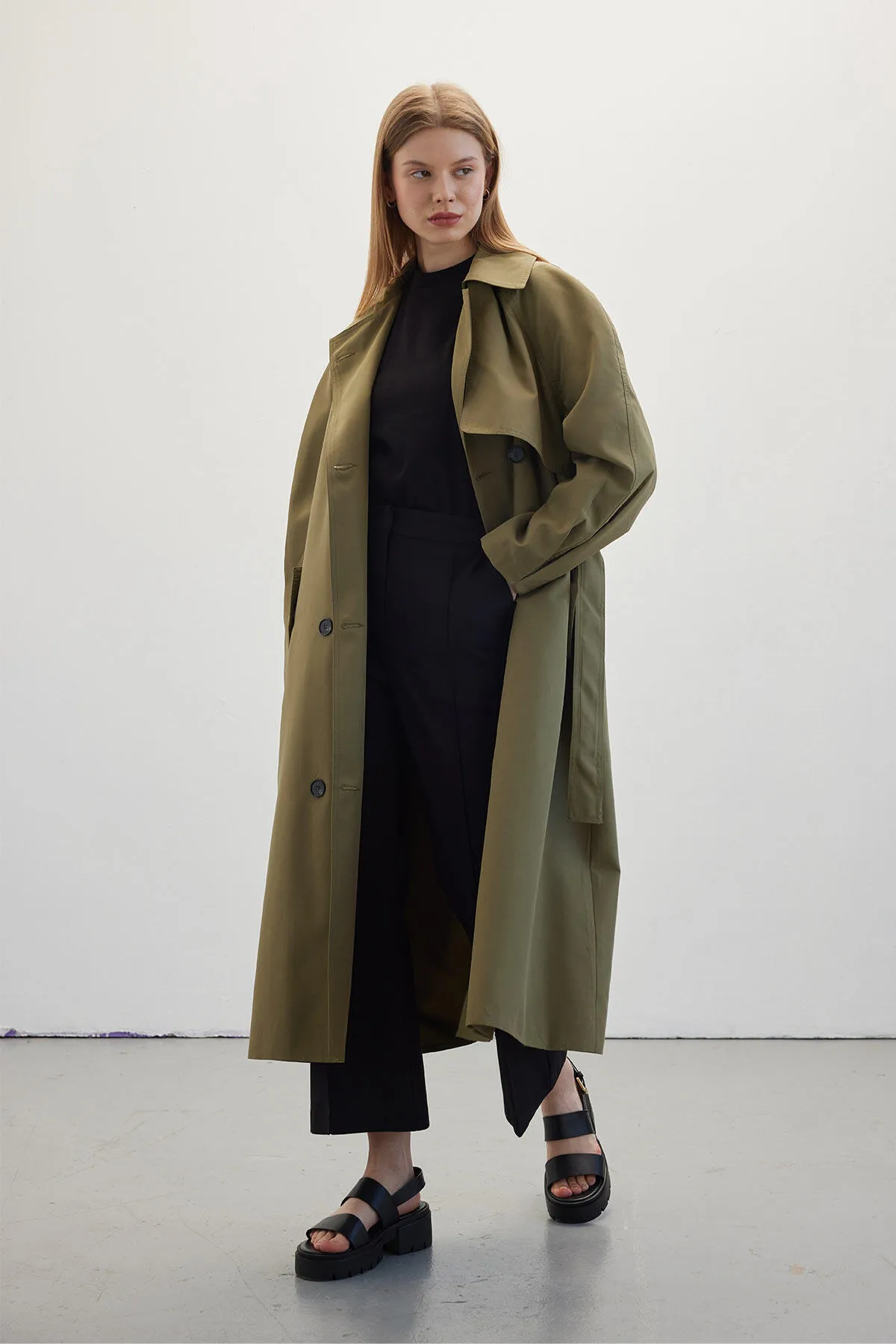 Manuka  Zweireihiger Trenchcoat in Grün