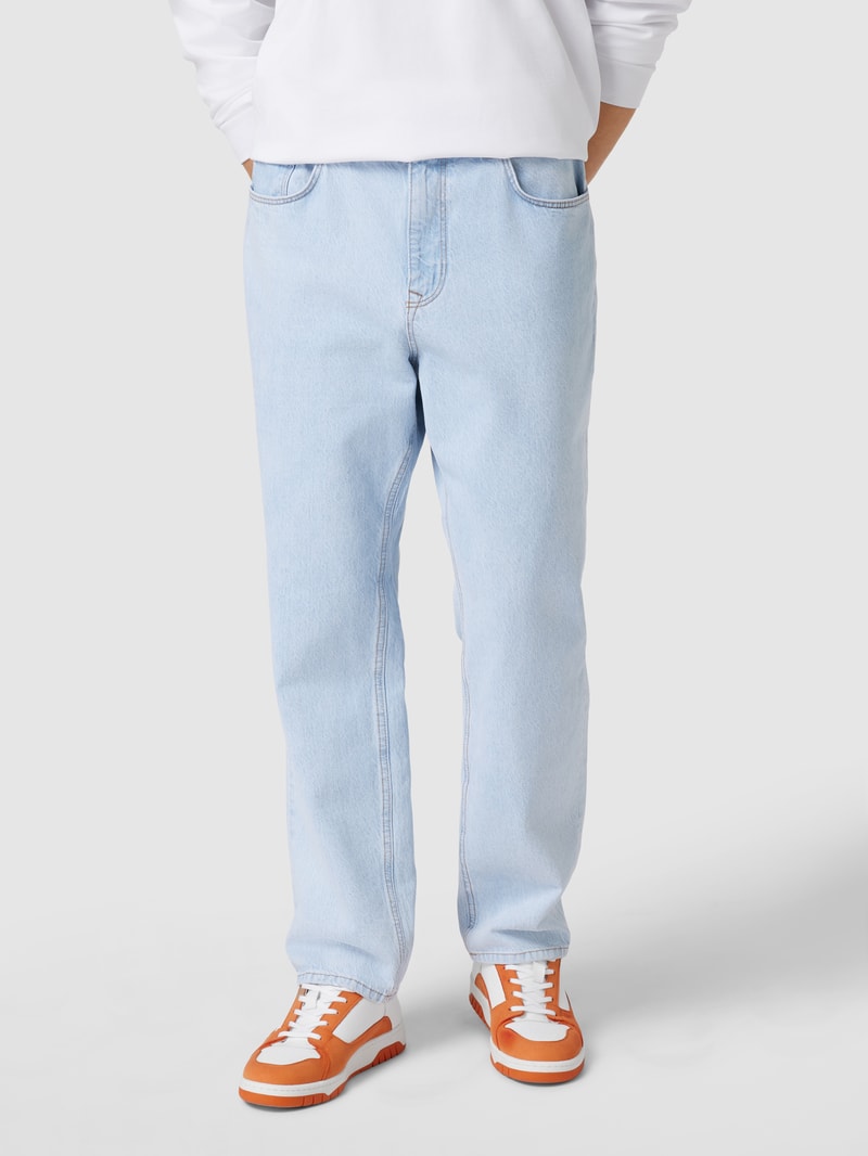 Jeans mit Label-Print in hellblau
